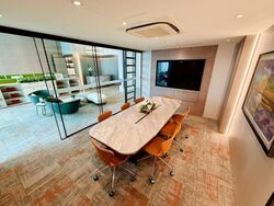 Arc 380 (D8), Office #639373591